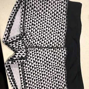 Trina Turk Recreational/Active/Shorts Medium